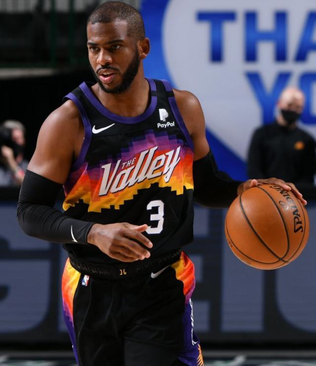 九游app-末节16分5助攻独造30分！控卫之神给东契奇上课